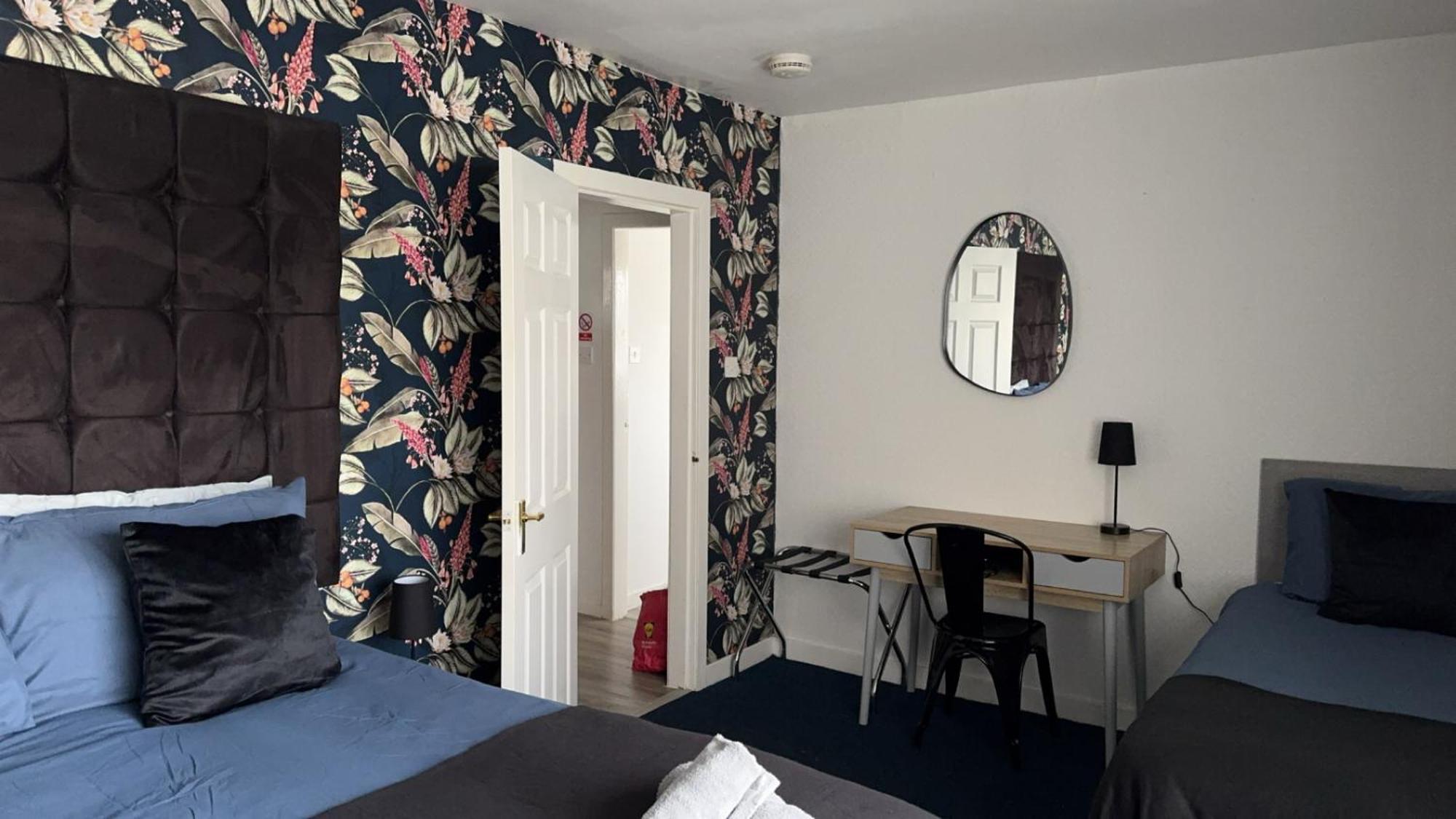 Crown Street Getaway Apartment Ayr Luaran gambar